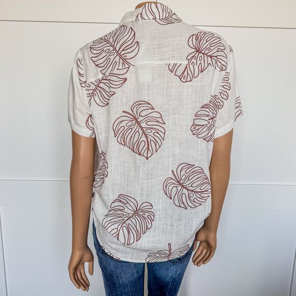 NWT-Miami of Francesca’s, Gena Palm Print Button Down Top, Women’s Size Medium - Picture 5 of 10